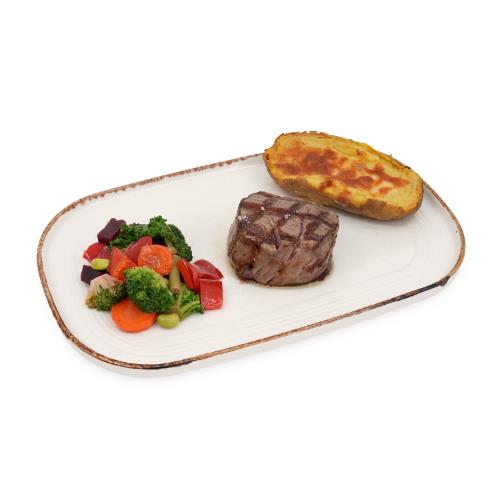 Grilled Beef Tenderloin (200–220 g) with Spiced Oven-Baked Potatoes and a Vegetable Medley
