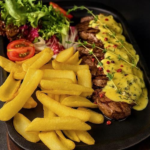 Beef tenderloin with Café de Paris sauce