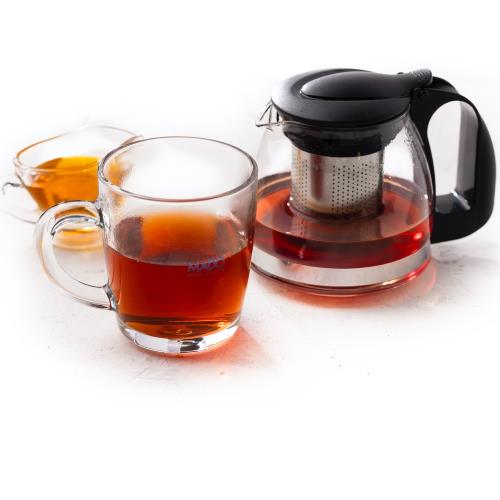 Linden tea with honey
