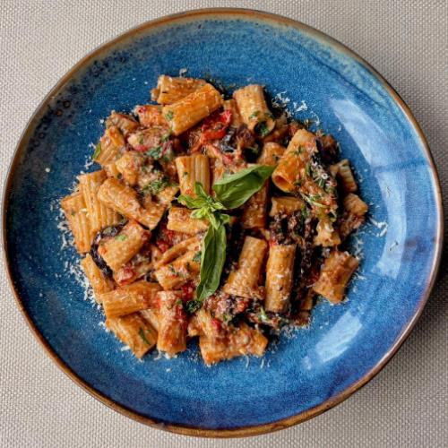 Rigatoni puttanesca