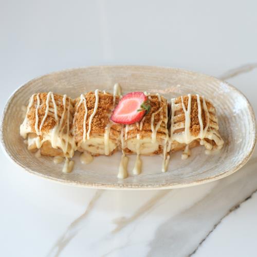 Lotus Crêpe Roll
