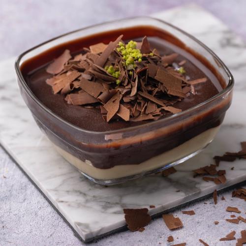Supangle with powdered pistachio