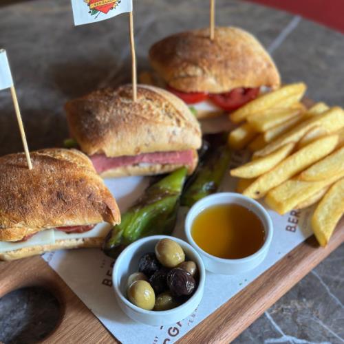 Mini SANDVİÇLİ Breakfast
