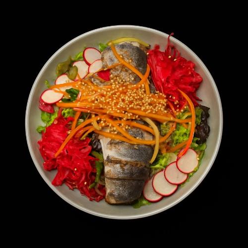 Grilled sea bass'li Salad