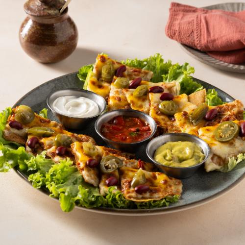 Cheesy nachos