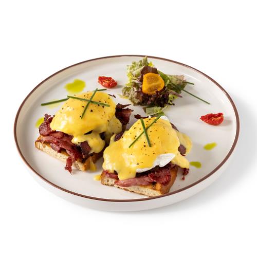 Smoked Meat Eggs Benedict