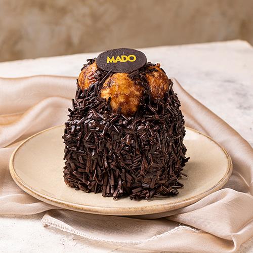 Profiterole Cake