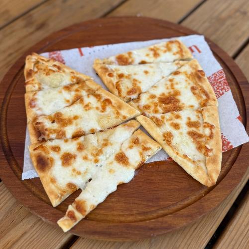 With kaşar cheese pide