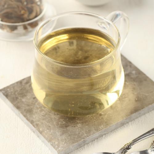 Mint and lemon tea