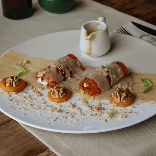 Kay. pumpkin roll