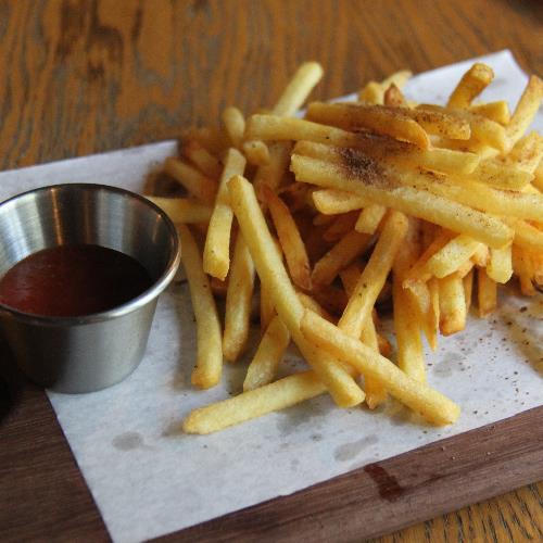 Shoestring potatoes