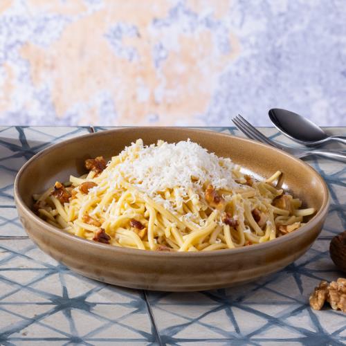 White Cheese Walnut Erişte noodles