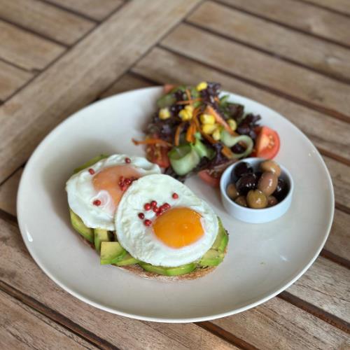 Avocado SAH.YUM Open Toast