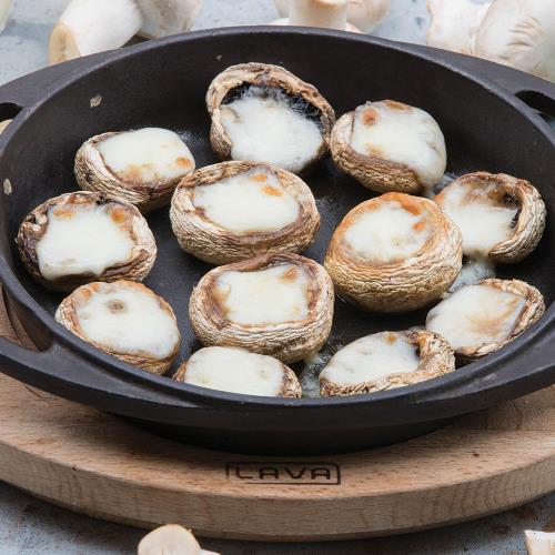 Mushrooms with Kaşar cheese