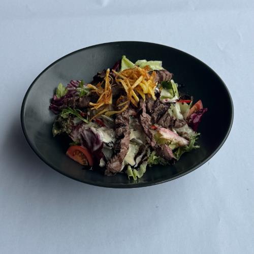 Grilled Beef tenderloin Salad
