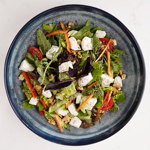 Goat cheese Ahir Dağı salad