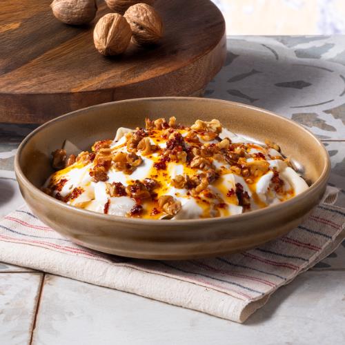 Sinop mantı with walnuts