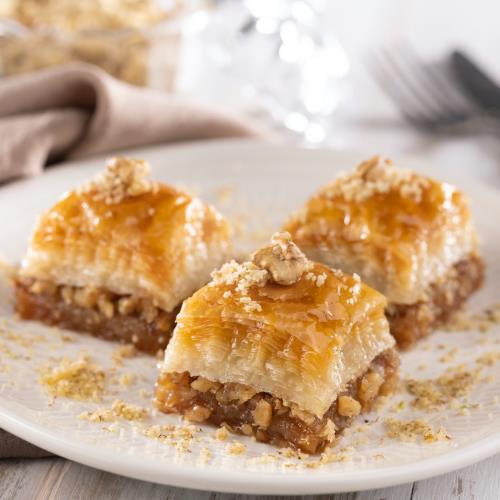 Special walnut baklava