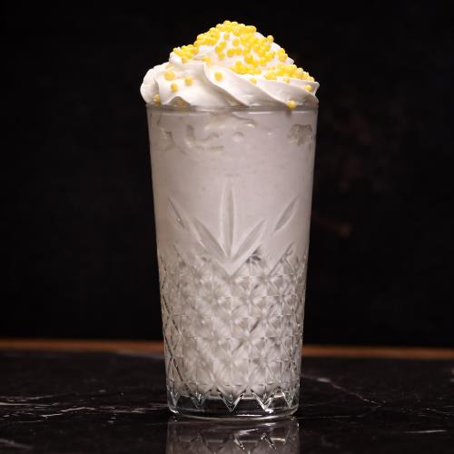 Coconut milkshake