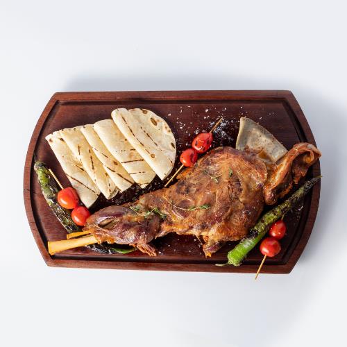 Tandır Lamb Shoulder with Fried Potatoes
