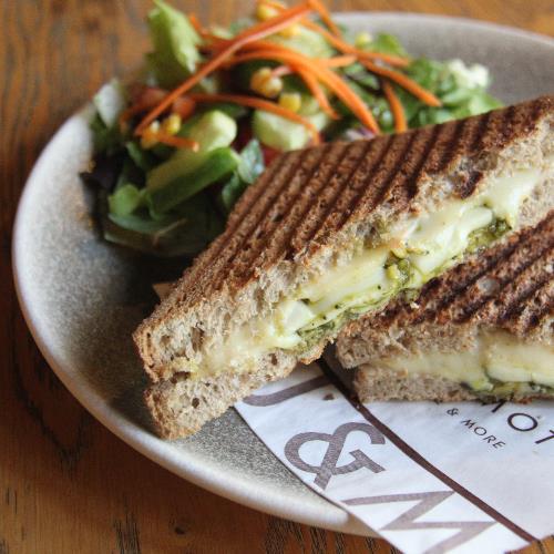 Cheese PESTO Toast