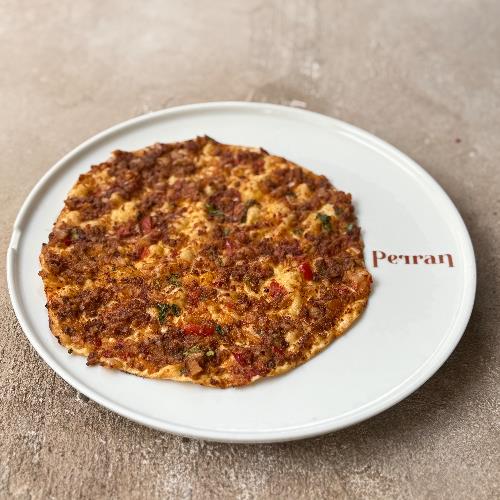 Plate-Bottom Lahmacun