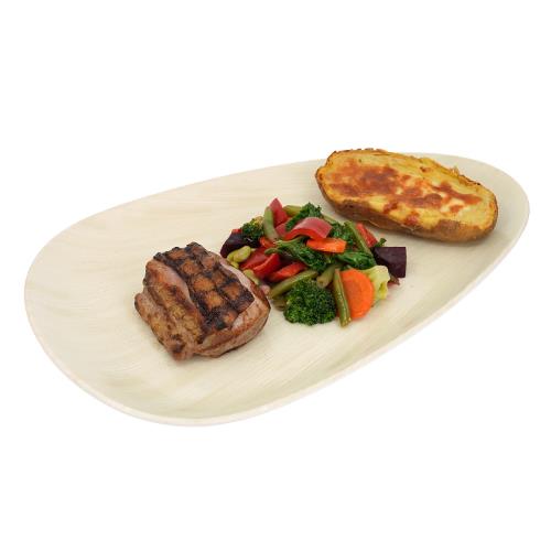 Lamb Loin (200–220 g) with Spiced Oven-Baked Potatoes and a Vegetable Medley