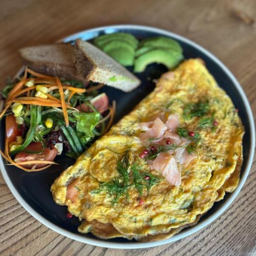 Smoked salmon omelette