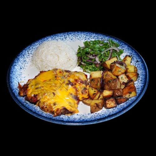Grilled chicken cutlet with Mexican sauce