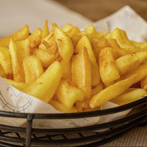 Fresh potato fries