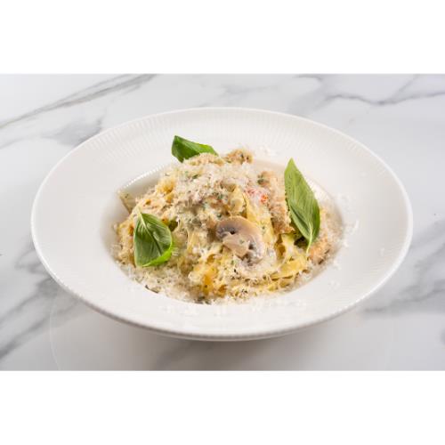 Classic Chicken Fettuccine Alfredo (150 g)