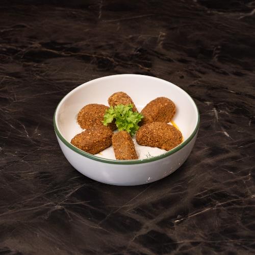 Crispy falafel with tahini yogurt