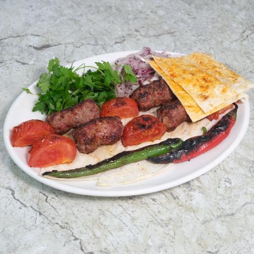 DOMATESLİ ADANA KEBAP