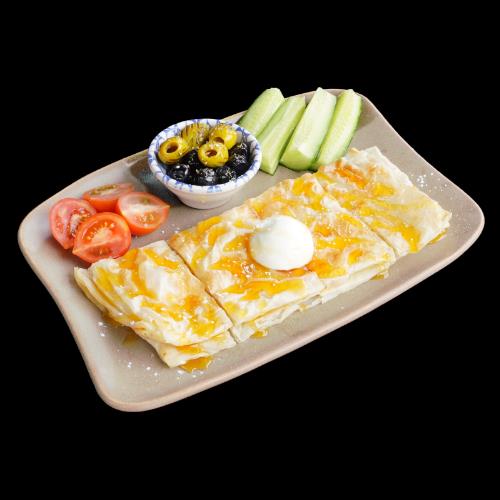Honey and clotted cream gözleme