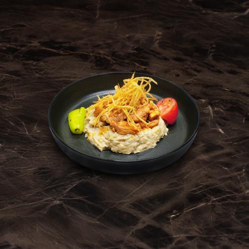 Chicken çökertme with beğendi