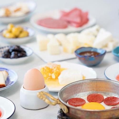 Open Buffet Breakfast